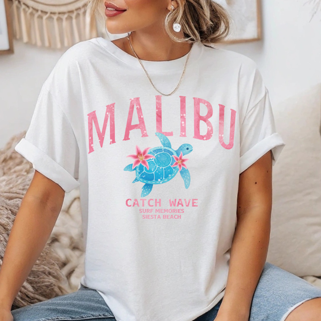 Malibu Catch Wave Jersey T-Shirt – Surf Style & Summer Vibes